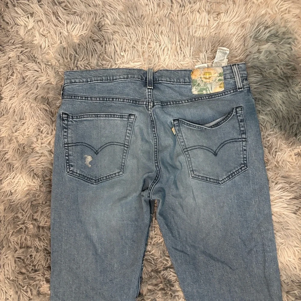 LEVIS Men’s Size 36/32L Classic Blue Denim Jeans